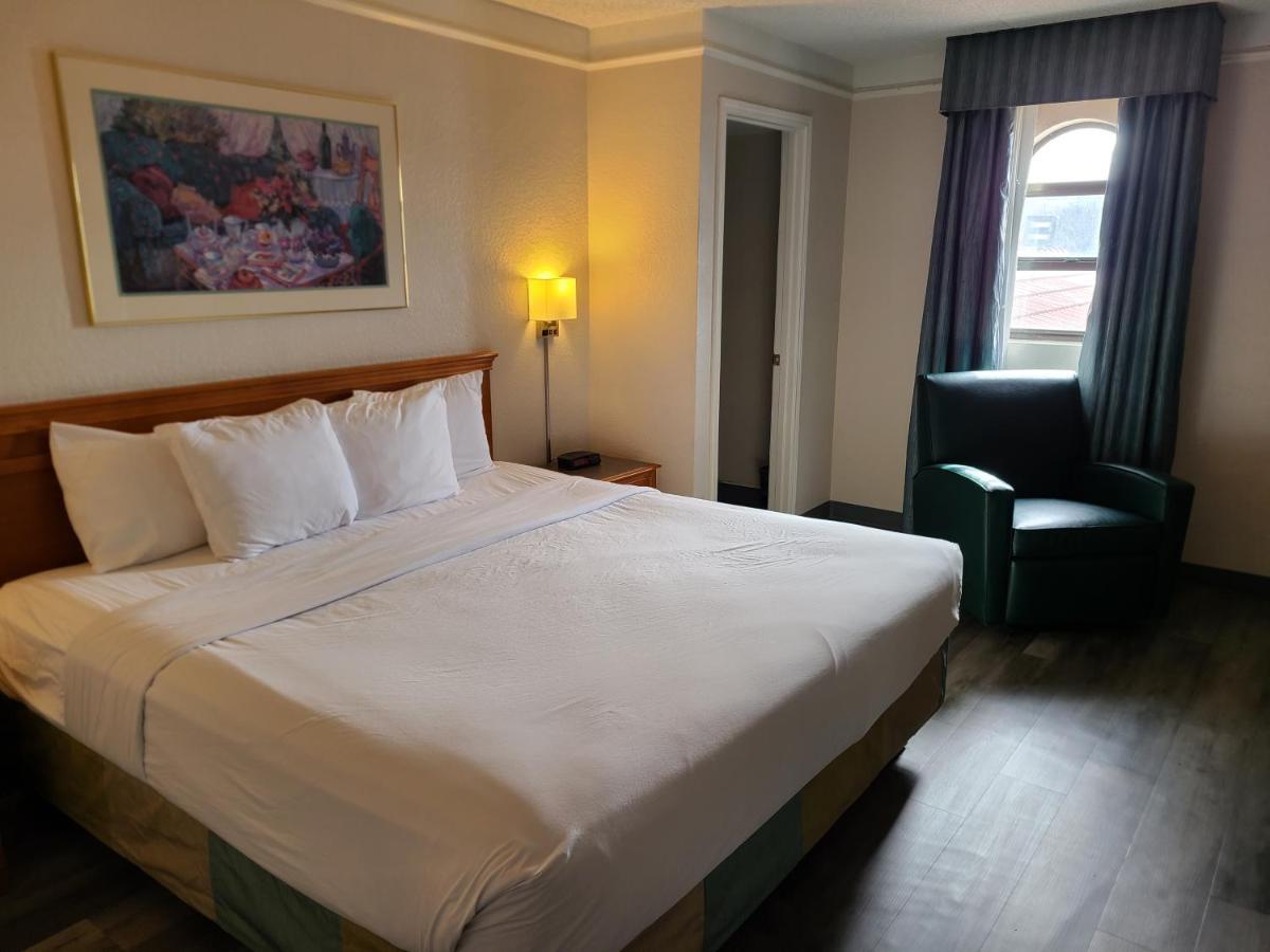 La Quinta Inn By Wyndham Farmington Luaran gambar